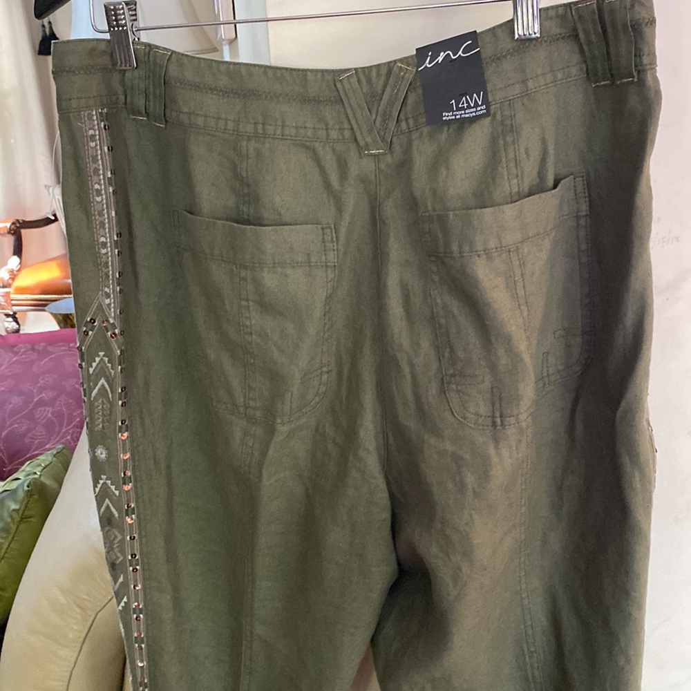 Inc international concept capris pants